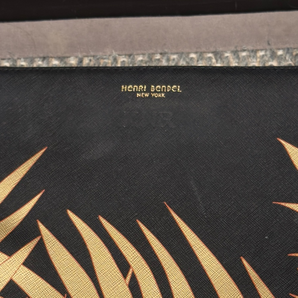 Henri Bendel Black and Gold Laptop Leaf Case 14 (w) x 9.8 Inches Wide - Picture 6 of 6